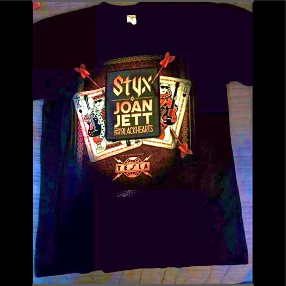 STYX TESLA JOAN JETT 2018 Concert Tshirt Mens sz XL Classic Rock Bands NEW - Picture 1 of 2